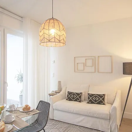 Principe Real Lovely With Ac Apartment *