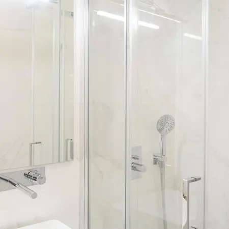 Апартаменты Principe Real Lovely With Ac